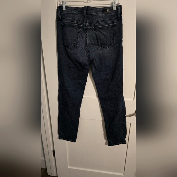 Kut from the Kloth Mid Rise Stevie Straight Leg Jeans Sz 8 - Picture 2 of 2